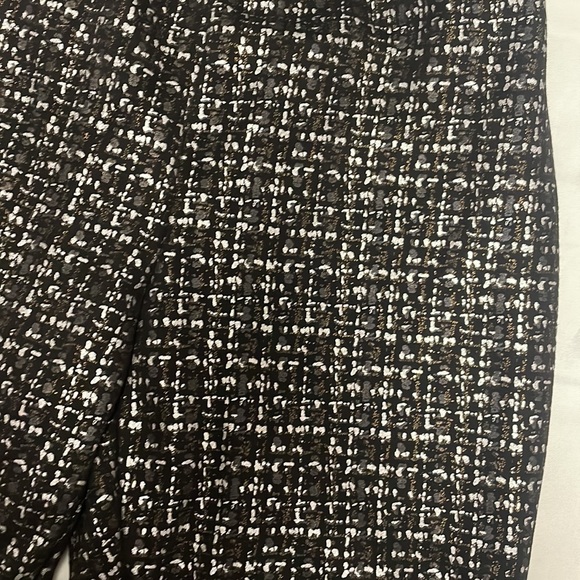 New York and Company Pull on Dress Pant (S) - Picture 2 of 3